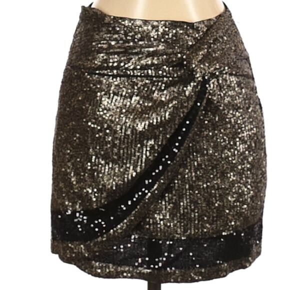 WILDFOX Sequin Daredevil Mini Skirt NWT - Picture 4 of 6
